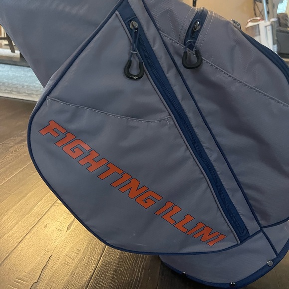 NEW CALLWAY GOLF / University of Illinois HyperLite Stand Bag Grey Navy Orange - Picture 9 of 13